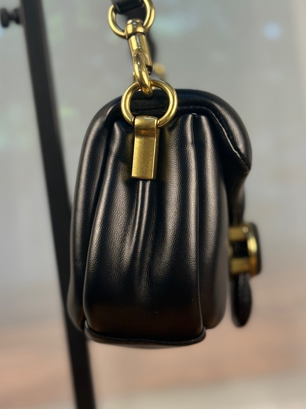 Coach Pillow Tabby Shoulder Bag 18 Black Leather Brass Hardware C3880 Like New - Picture 7 of 16